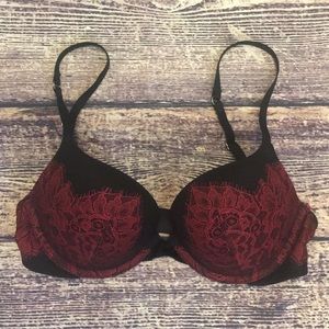Victoria’s Secret 32D Push-Up Bra Black w/Red Lace